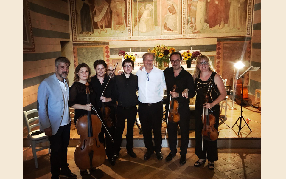 Concerto-di-Andrea-Mati-a-Rosewood-Castiglion-del-Bosco