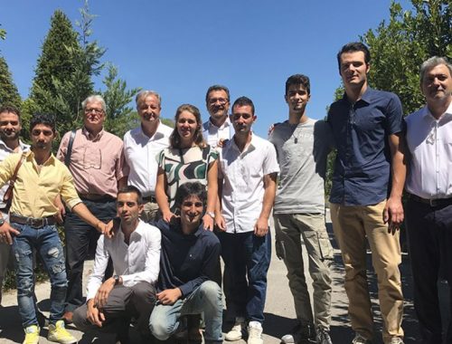 Sette-giovani-corso-giardinieri-professionisti