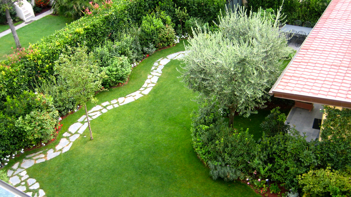 villa-garden-design-construction-Tuscany