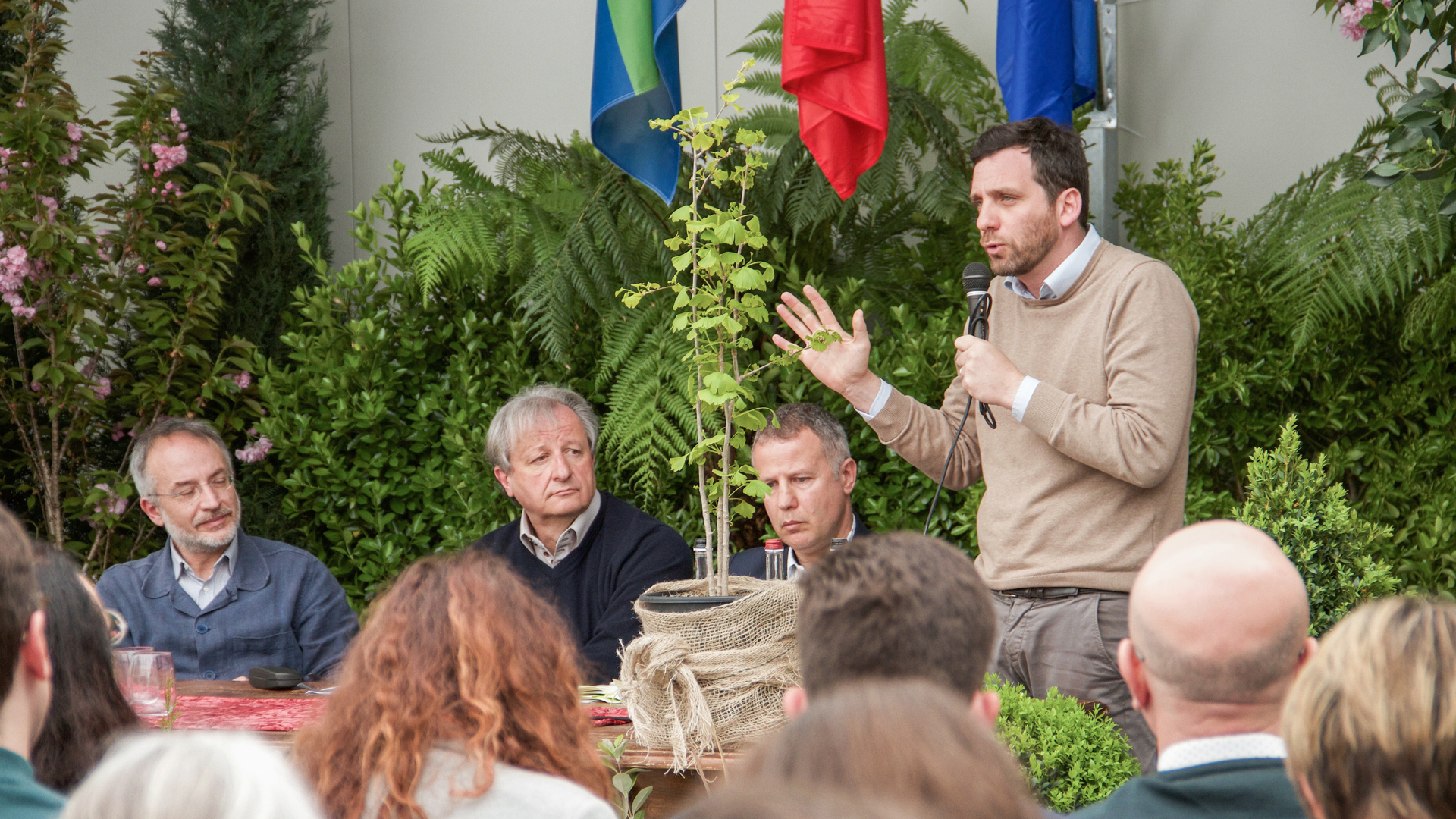 Professor Stefano Mancuso